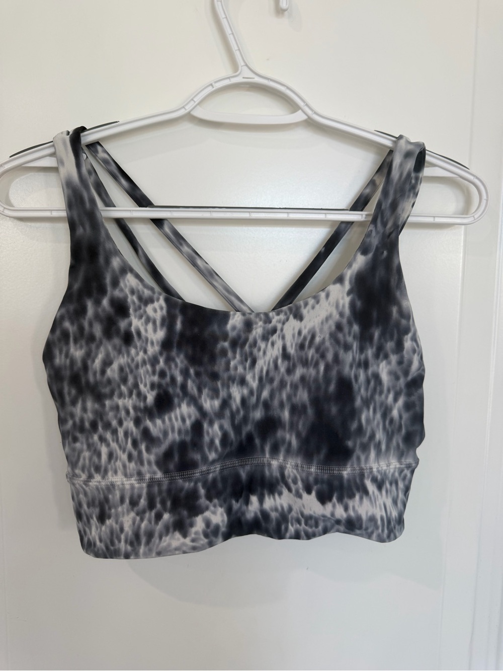 lululemon athletica Navy & White diamond dye Cross-Back Sports Bra